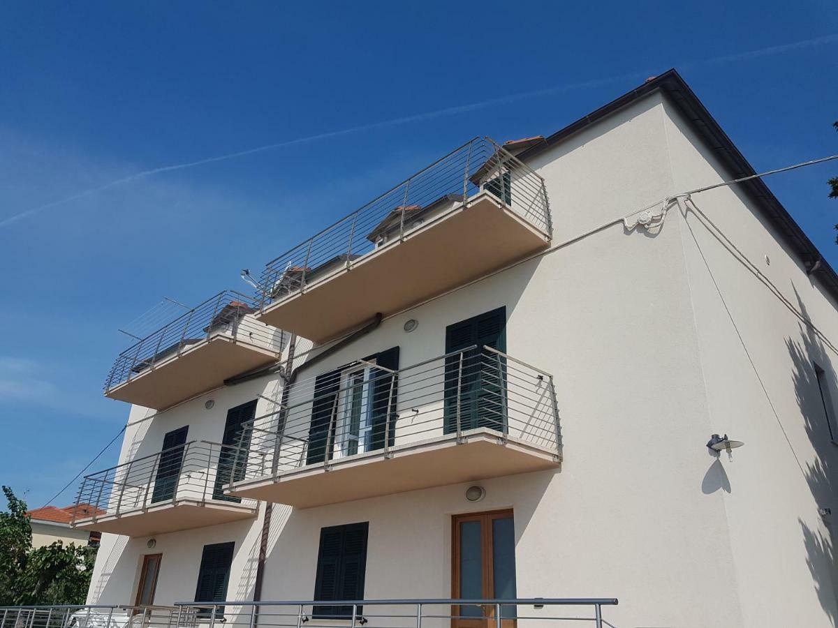Apartamento Da Rino Cipressa Exterior foto
